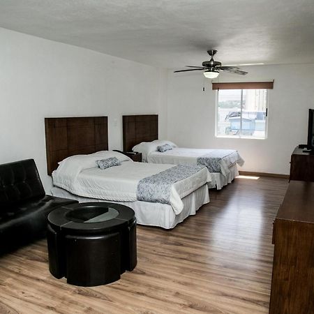 Booking Dioh Monterrey Bagian luar foto