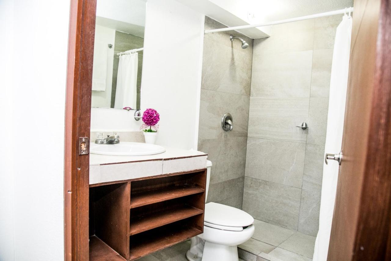 Booking Dioh Monterrey Bagian luar foto