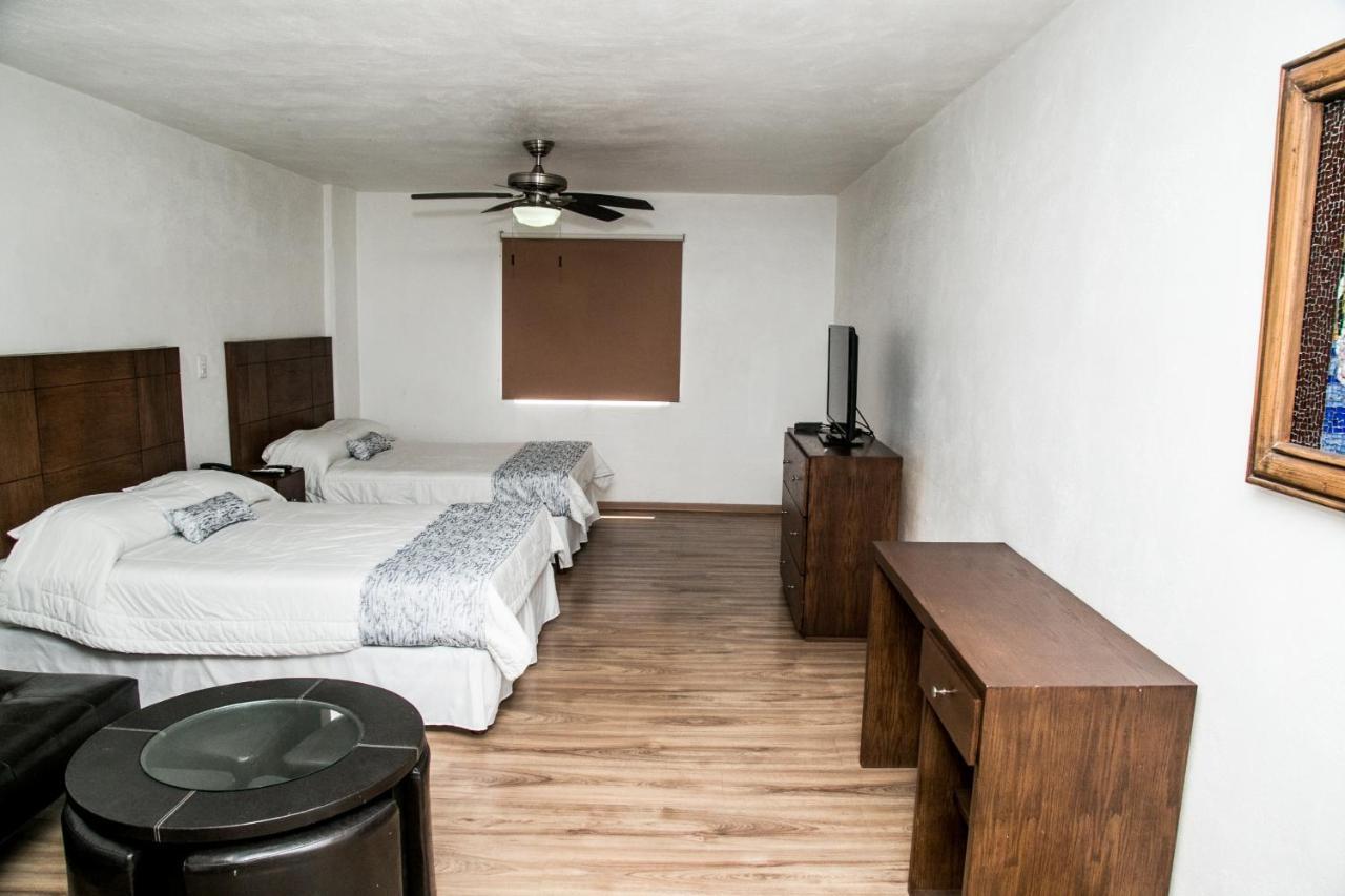 Booking Dioh Monterrey Bagian luar foto