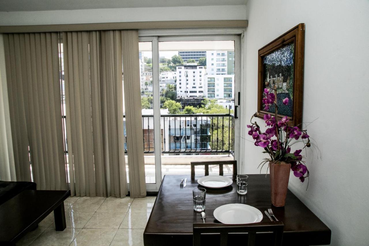 Booking Dioh Monterrey Bagian luar foto