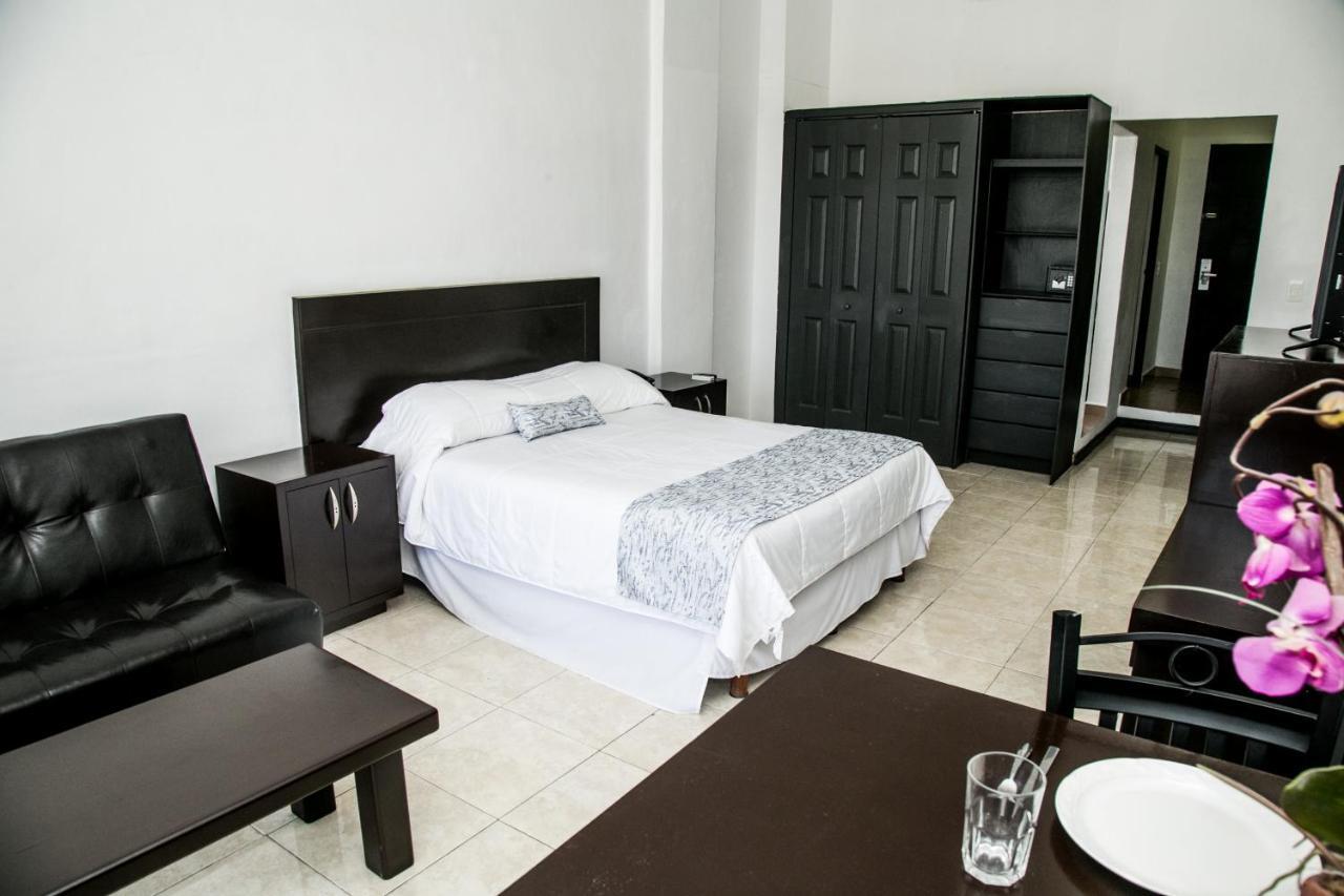 Booking Dioh Monterrey Bagian luar foto