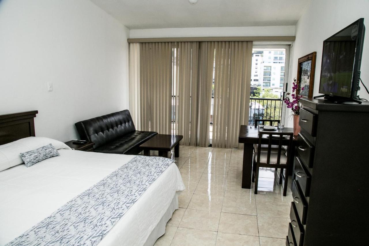 Booking Dioh Hotel Monterrey Bagian luar foto